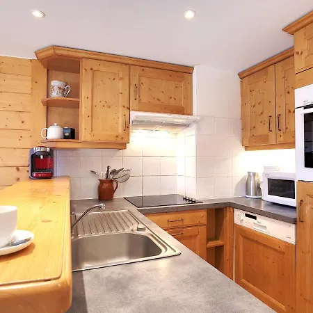 à Avec Parking Et Wifi, Pieds Des Pistes, 6 Pers. - Fr-1-575-158
